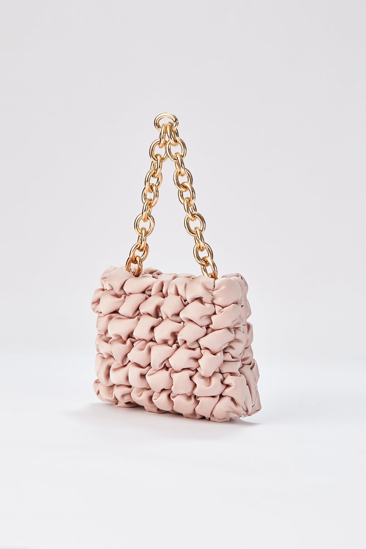 Handbag in Quilted Satin-Beige