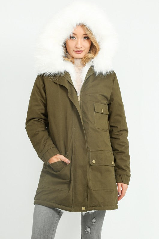 Coat in Khaki With Faux Fur Lining In White